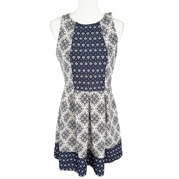 Rewind Dresses & Skirts - Rewind Blue Medallion Boho Print Sleeveless Fit & Flare Dress Juniors Size Large